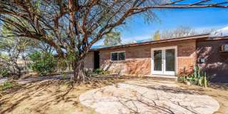 8801 E Buckboard Road 8801 E Buckboard Road Gallery 24