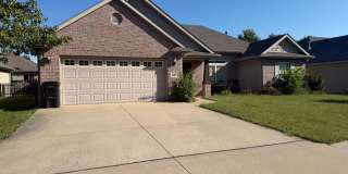 Beautiful Forest Park Home | 3 Bedroom - 2 Bathroom | Gallery 1
