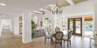 Beautiful 5 bed/4 bath + Den in Desirable Paradise Valley Gallery 29