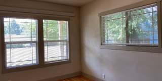 STUDENTS WELCOME! Charming 3 Bed 2 Bath Single Family Home in Old Town Gallery 12