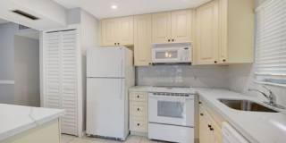 310 S J St Gallery 22