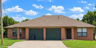 2 bedroom 1.5 bath Duplex in Fayetteville Gallery 1