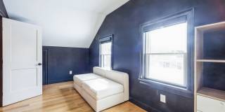 20 Fairmont St Gallery 11