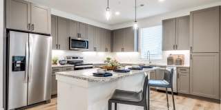 Vero McKinney Gallery 19