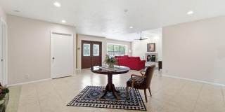 5562 Reynolds Road Gallery 4