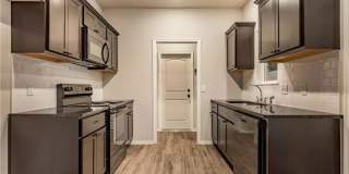 Modern finishes, low traffic cul-de-sac, walking track, walk to downtown Edmond events! Gallery 1
