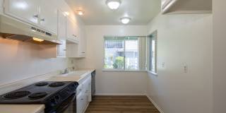 Charming 2BR Condo in Hueneme Bay 55+ Community with 2-Car Garage Gallery 11