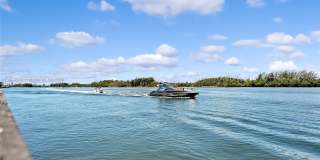 309 Oak St Gallery 89