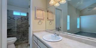 East El Paso Split Tri-Level 3 bed/2 bath Refrig A/C with bonus loft! Gallery 24