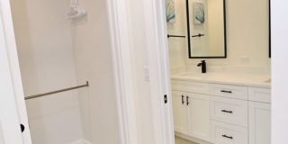 ANNUAL RENTAL Naples Park 3 Bedroom // 2 Bathroom Single Family Home Gallery 9