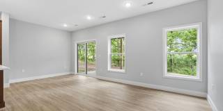 2175 W Parkview Avenue Gallery 13