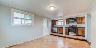 AVAILABLE JUNE 2026 -  4 Bedroom Full Renovation w/ Stunning Hilltop View & Central AC! Gallery 10