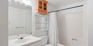 102 Gainsborough St. Gallery 7