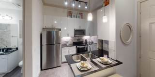 Berkshire Creekside Gallery 20