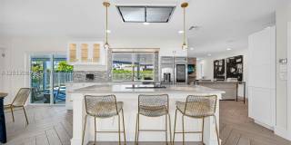 1001 NW 4th Ct Gallery 14