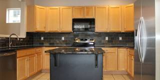 Room to Live, Work & Relax | Spacious 3 Bedroom Home Gallery 5