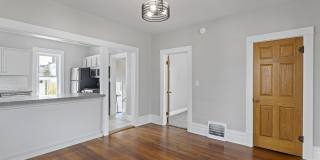 199 Houston Avenue Gallery 15