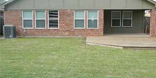 Three Bedroom in Mustang School District on One Acre. Three Bedroom in Mustang School District on One Acre. Gallery 4