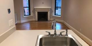 Top-Floor 1BR on Newbury Street | Central AC + In-Unit Laundry $3450 NO FEE Gallery 8