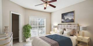 Highland Square Gallery 13