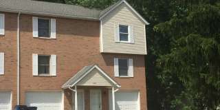 1372D Gallery 1