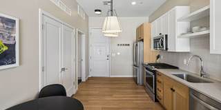 Sentral Old Town Gallery 28