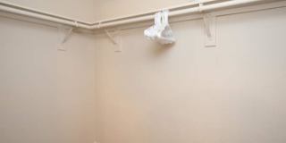 400 E Cypress Creek Rd, #215 Gallery 2