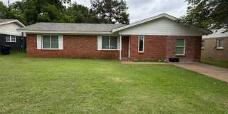 1311 Manor Drive, Cleburne, TX 76033 Gallery 3