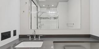 1627 on the Strip Gallery 13