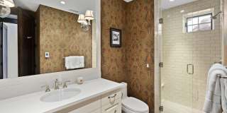 1950 Faraway Road Gallery 29