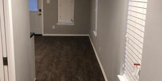 702 1/2 N Cleveland Ave Gallery 7