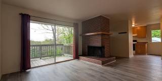2-Bedroom, 1-Bath Duplex In The Friendly Street Area In Eugene! Gallery 1