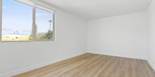 801 2nd Street Gallery 32