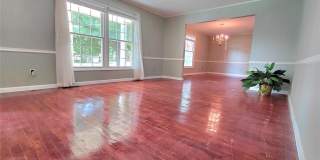 874 Hollyridge Drive Gallery 6