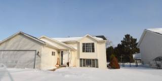 Spacious 4 bed 2 bath House For Rent Gallery 1