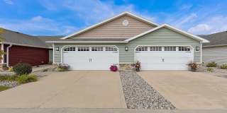 Redwood Perrysburg Woodmont Drive Gallery 1