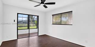 9920 NW 68th Pl Gallery 23