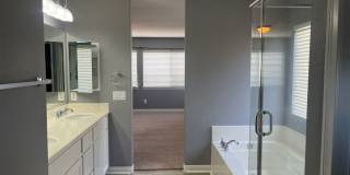 Winchester 4 Bedroom main floor Bed and Bath Winchester 4 Bedroom main floor Bed and Bath Gallery 9