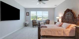 6Bds/7 Bths Massive Estate home overlooking a pond in an amenity-rich community Gallery 38