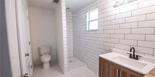 161 S 8TH Street Gallery 5