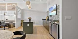 The Venue on South Main Gallery 14