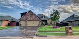 Lone Oak Lakes Gated Community- 4 Bedrooms/2.5Baths/Media Room/3Car/ Excellent Deer Creek Schools- All appliances included Gallery 3