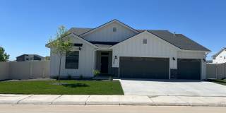 2285 N Lithodora Ave Gallery 1