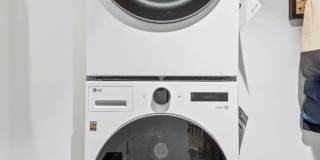 304 Warren Street Gallery 12