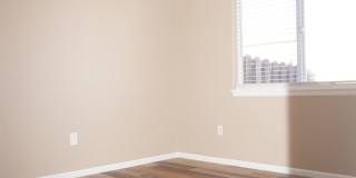 Two Bedroom Near The Powers Corridor Gallery 24