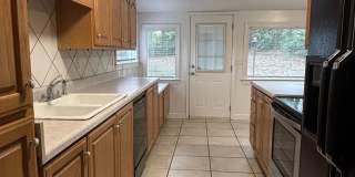 2211 Lavera Dr- 2 bed 1 bath Gallery 7