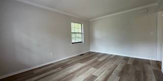 Large 3/2 with finished basement/bonus room- $1,895 Gallery 1