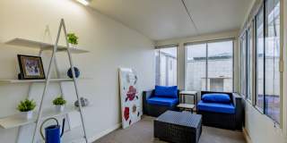 617 Helensburg Street Gallery 33