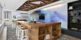 886 West Adams Street Gallery 30