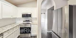 175 W 1530 N Gallery 9